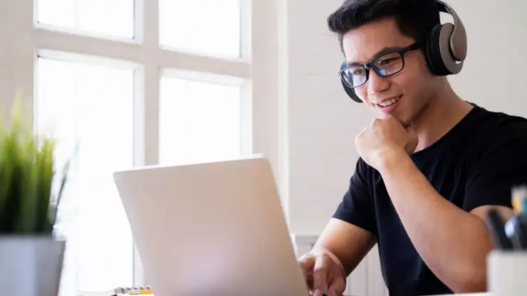 How Beginners Can Build a Digital Career Without Any Technical Background