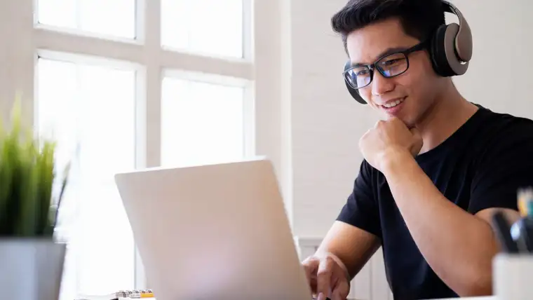 How Beginners Can Build a Digital Career Without Any Technical Background