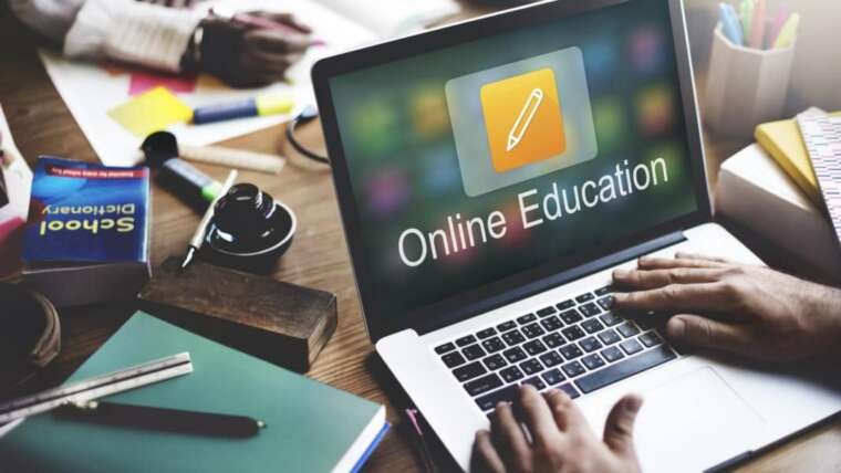 Why Online Courses Are the Smartest Way to Upskill in Today’s World
